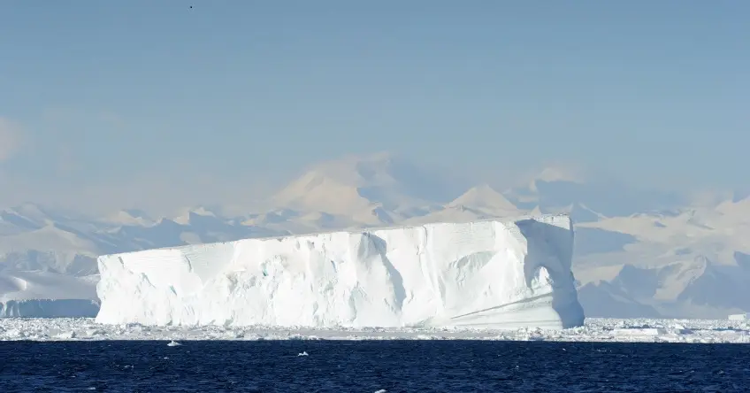 An image of an iceberg.