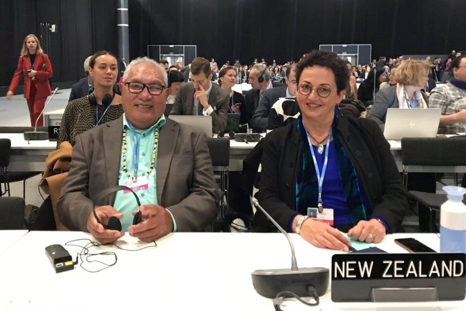 Ulu-o-Tokelau Kerisiano Kalolo and Kay Harrison.